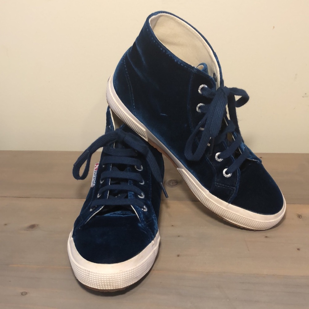 Superga Velvet Sneaker Size 7 37.5